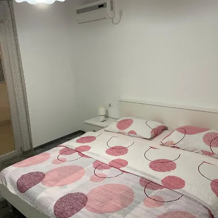 Mira ***** Villa *