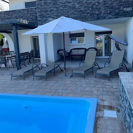 Villa Mira ***** Pinezići