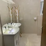 Mira ***** Pinezići